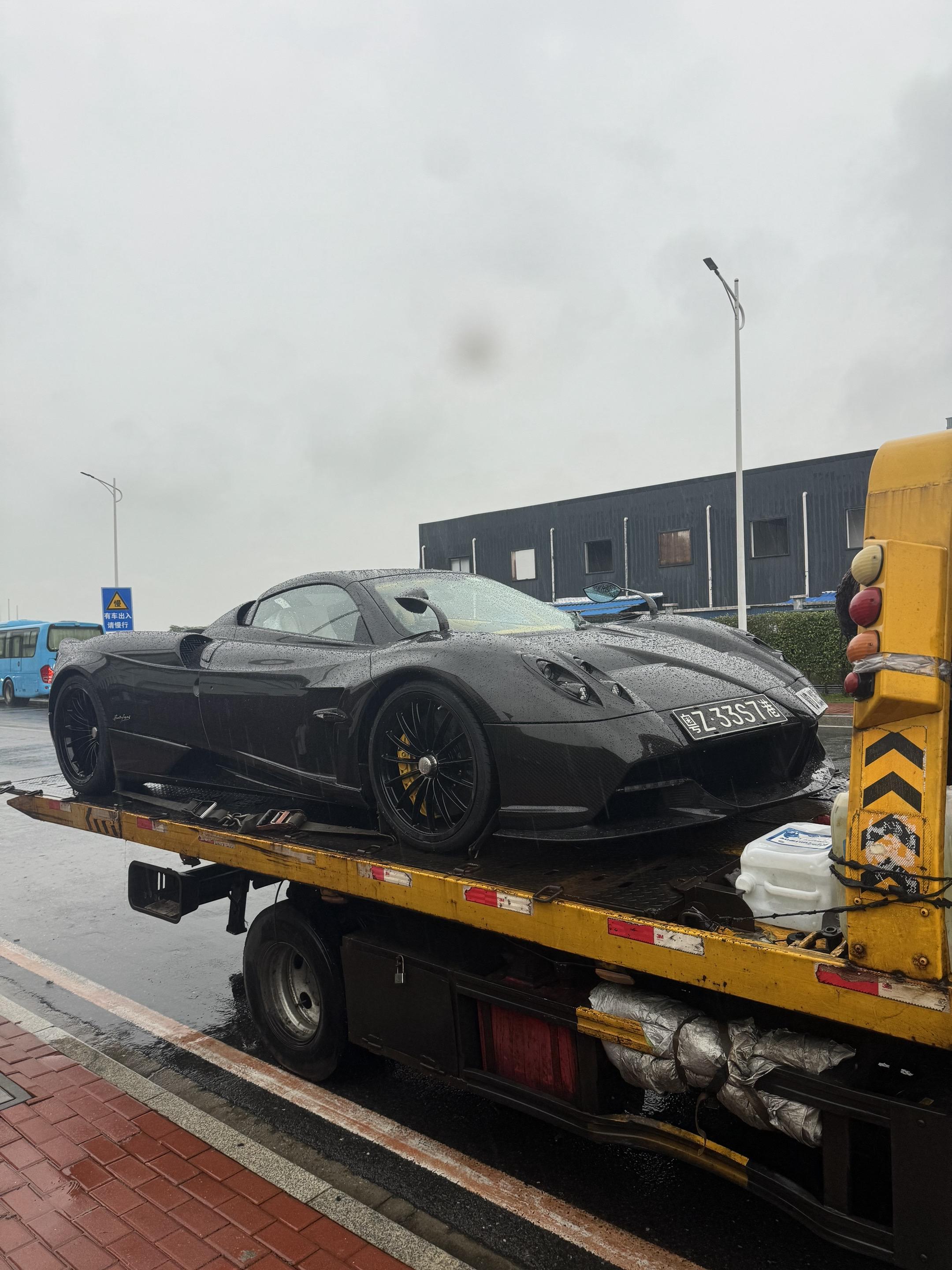 在珠海都能偶遇一些什么不常见的车（21）