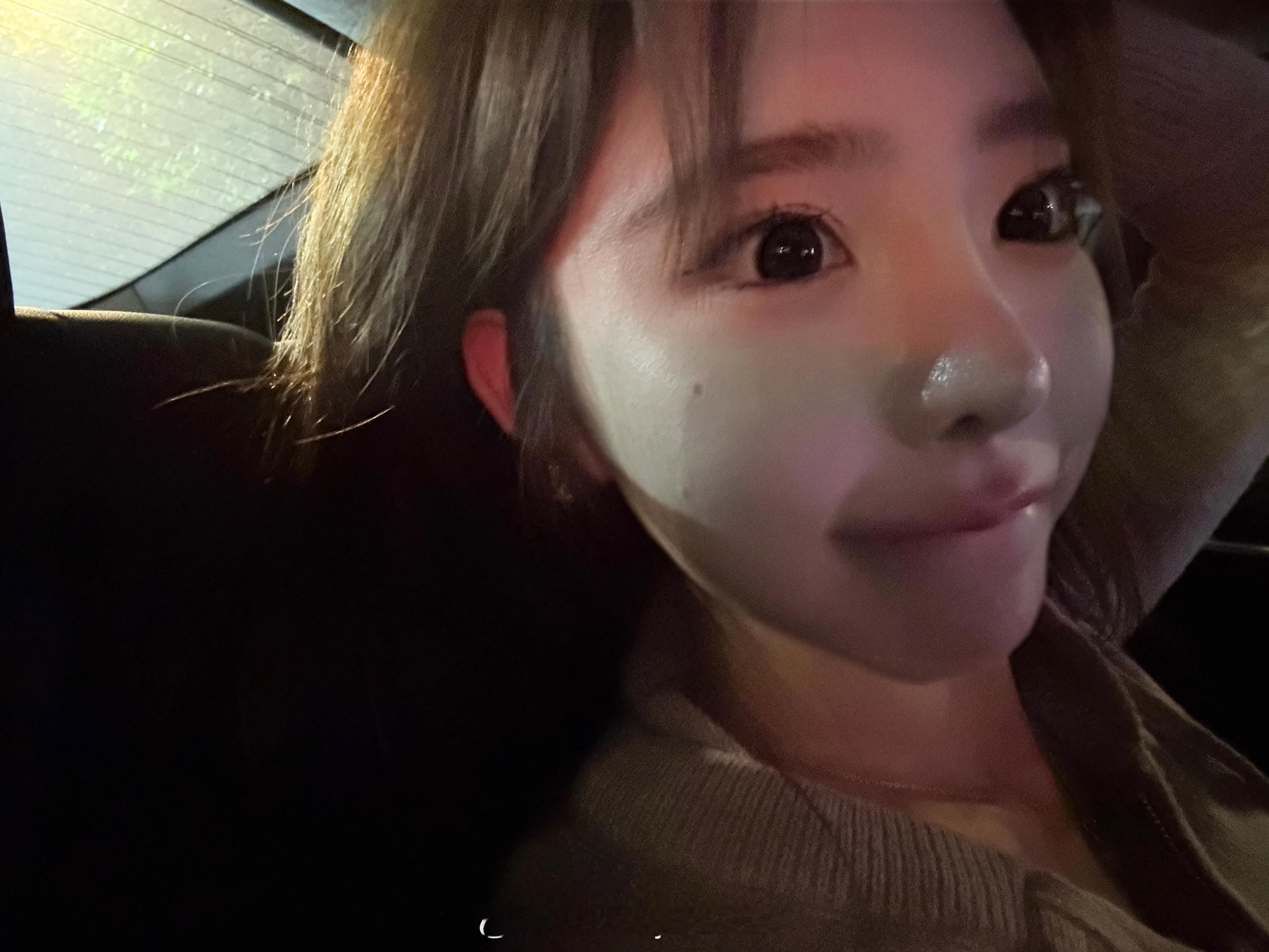 中午好呀 萌萌的很安心[笑哈哈] ​​​