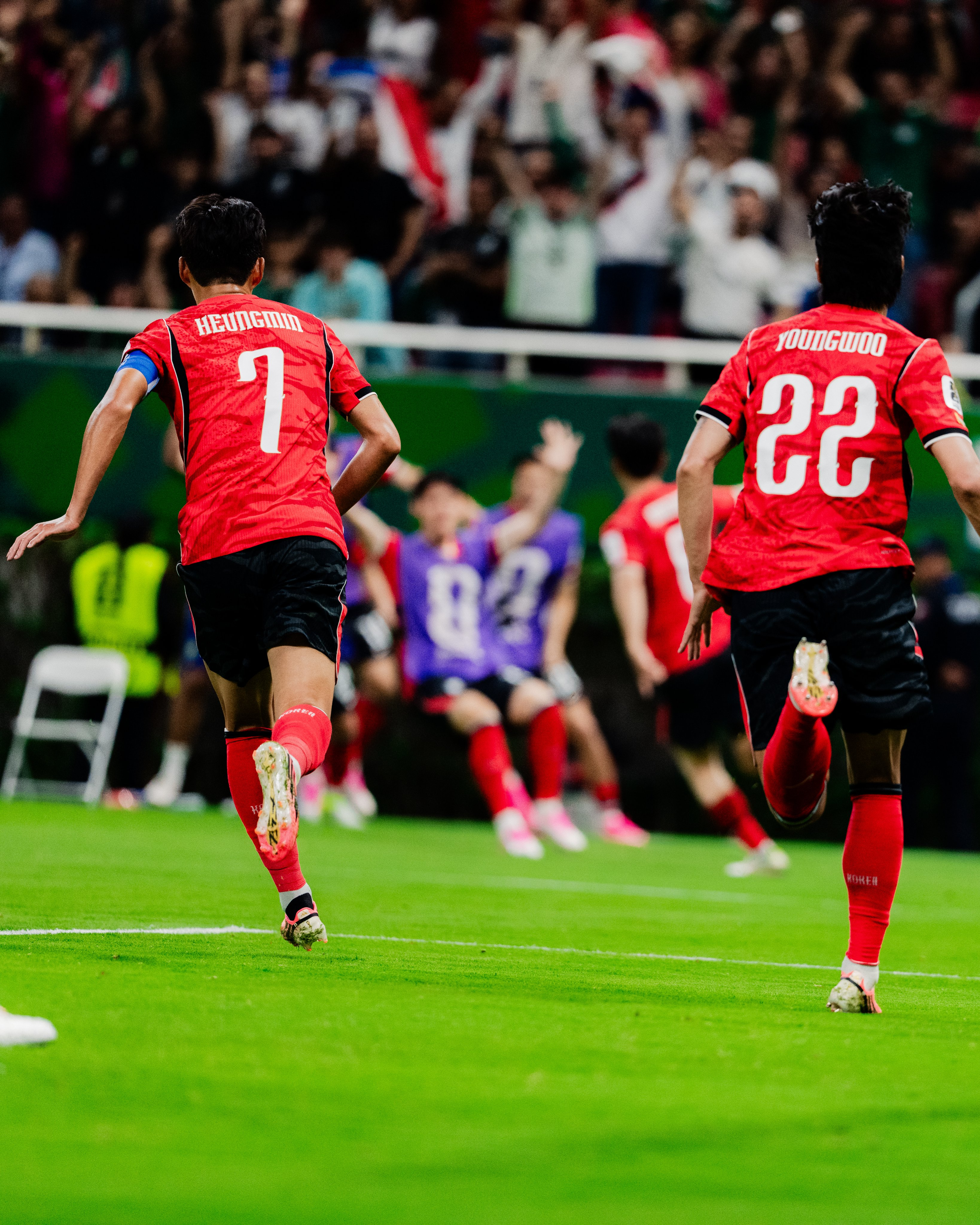 韩国首战让一追二 2-1逆转险胜捷克时隔16年再迎世界杯开门红柳智敏金冬天观战世