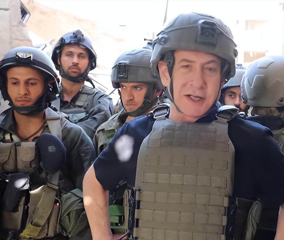 没有对比就没有伤害！乌民众逃兵役，伊朗人却踊跃参军
同样是面临冲突和压力，乌克兰