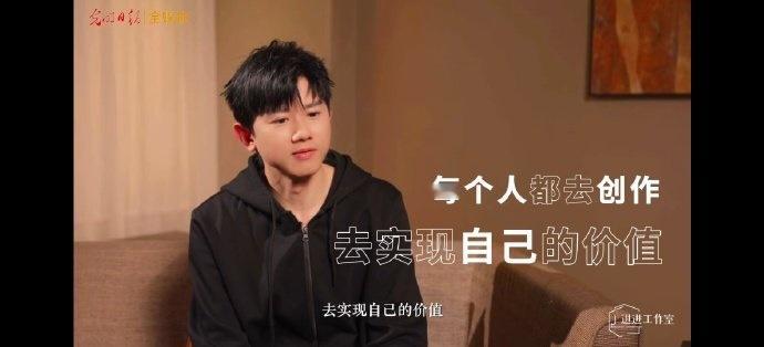 张杰说我兴奋观众一定兴奋 张杰把自己和粉丝的关系看的很透彻，自己的状态达到兴奋的