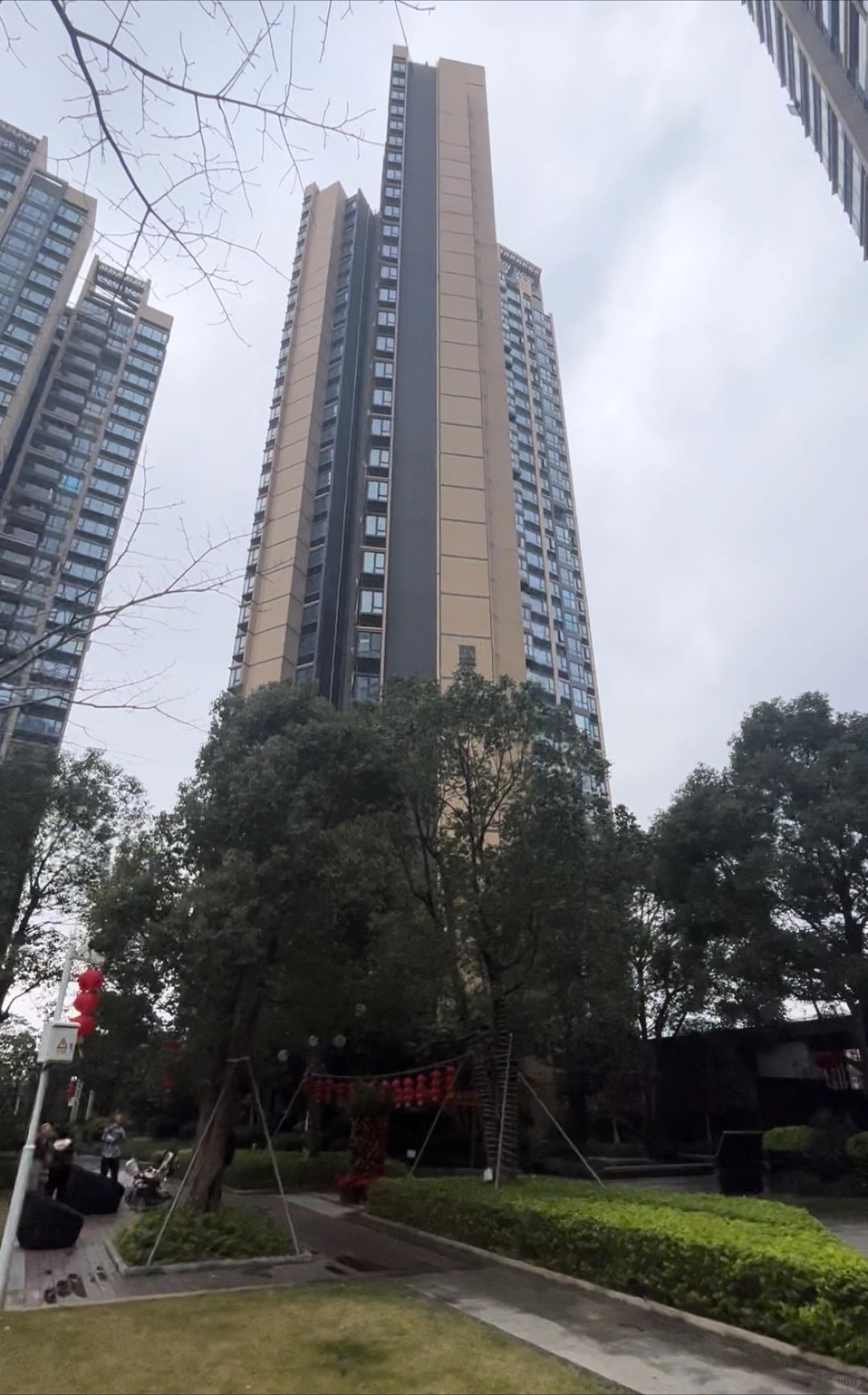 颐安都会拿出臻藏多年的精品房子出来卖了