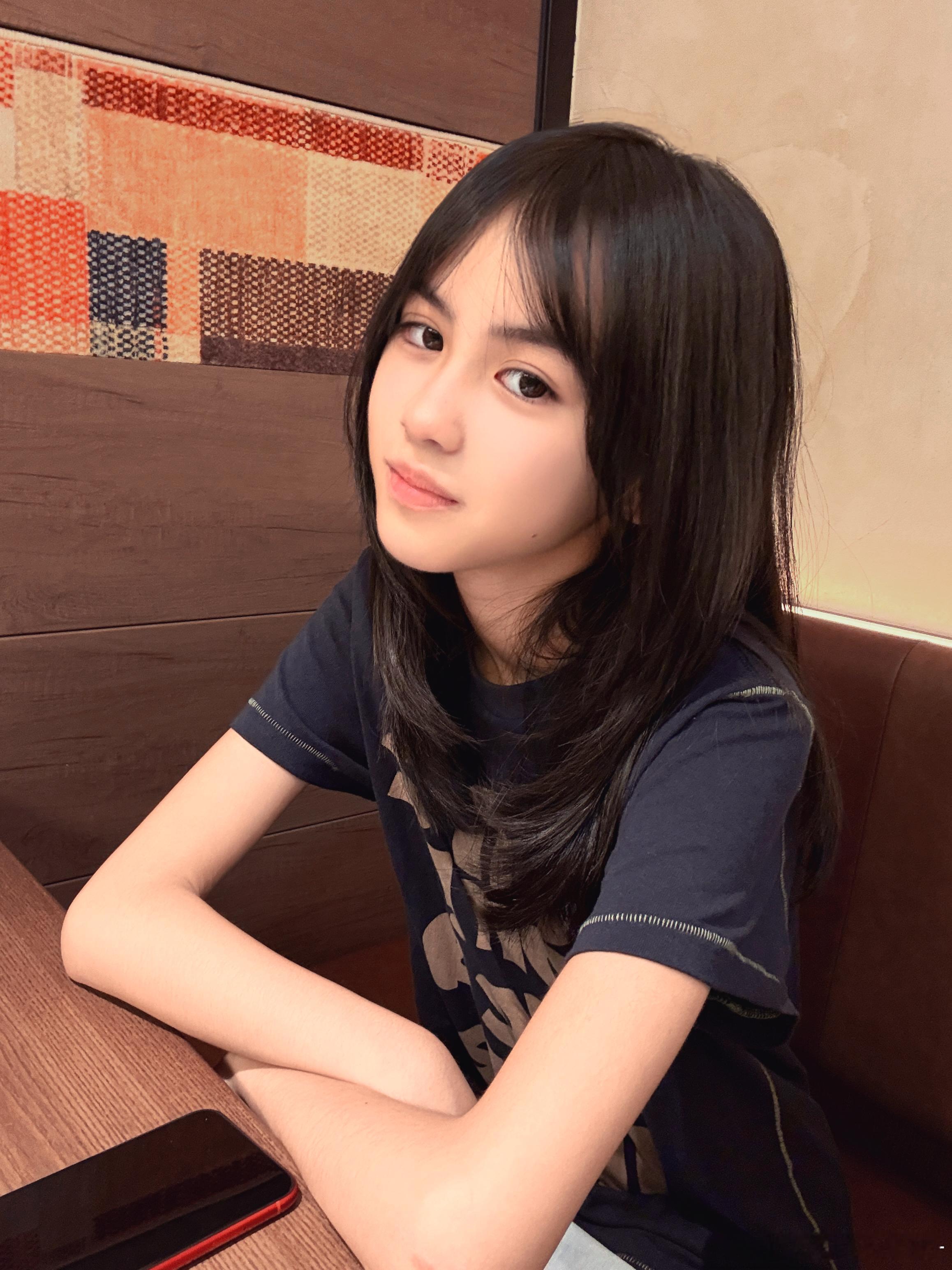 只能漂亮一秒钟 