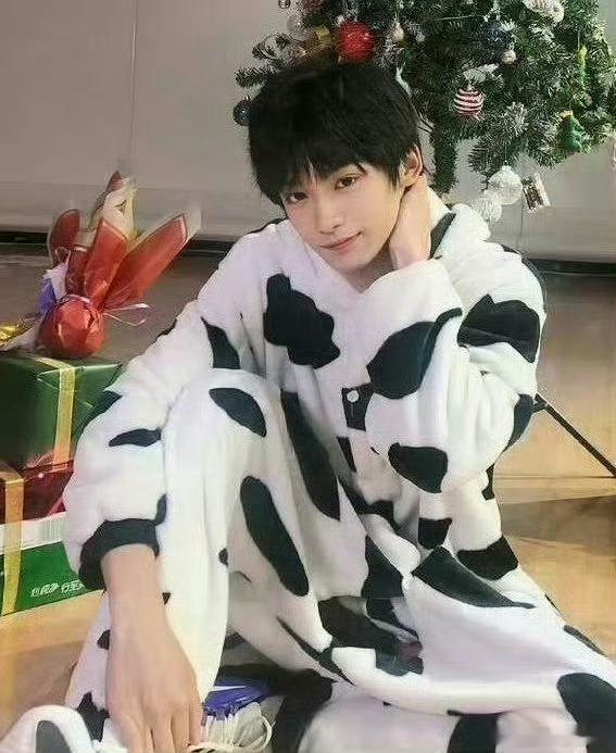 摸鱼频道 梓渝是我2G了吗？可是梓渝CB这是事实啊
