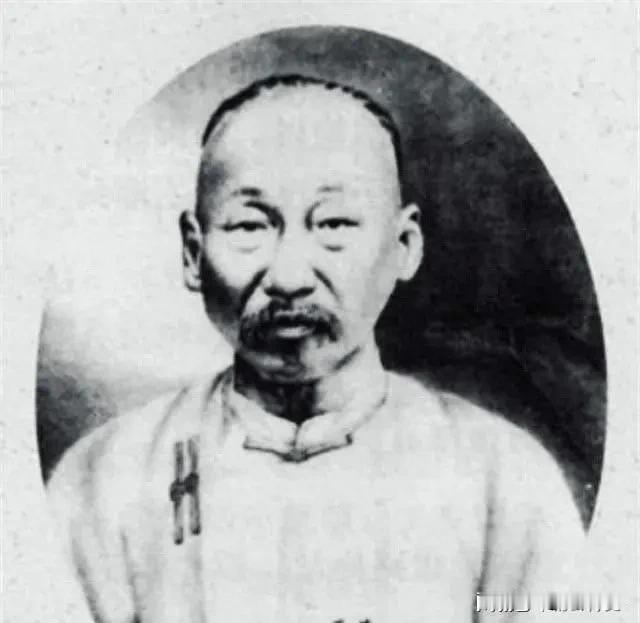 晚清梁鼎芬遭贬，临行把妻子龚氏托付挚友文廷式照看，不料二人日久生情，还生下三个儿