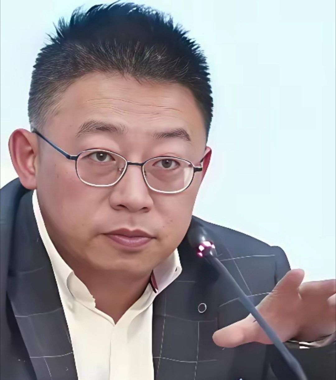 沈逸教授：不能用整个社会的安危，去满足少数人的道德虚荣。 