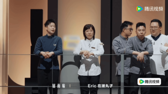 谢霆锋说原来老外做肉丸也要打劲一饭封神 肉丸本人：不管中餐西餐，想让我弹嫩Q爽都