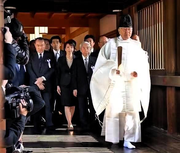 计划彻底落空！就在世界各国还在想高市早苗会不会参拜靖国神社的时候，却不想靖国神社