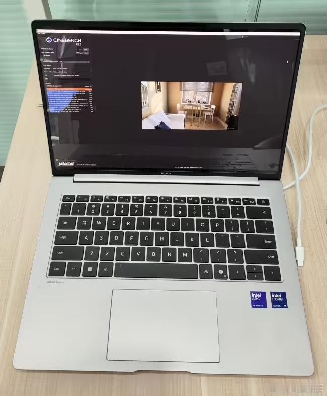 荣耀 MagicBook Pro 14 笔记本确认支持触屏操控，续航也是长到惊人