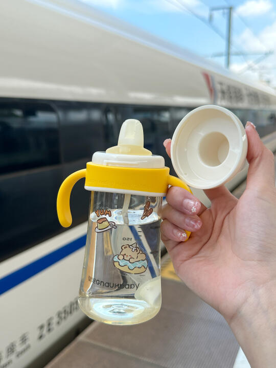 相见恨晚!学不会喝水的都去买这个学饮杯！