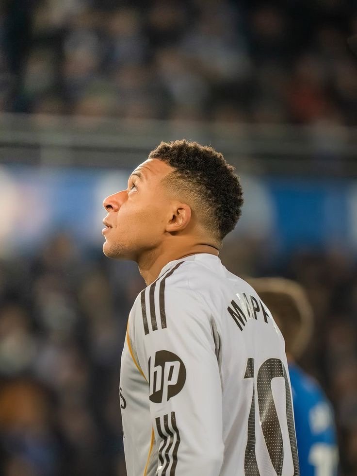 姆巴佩在最近的比赛中试图带伤上阵，但现在他决定需要停下来好好休养，因为他感觉自己