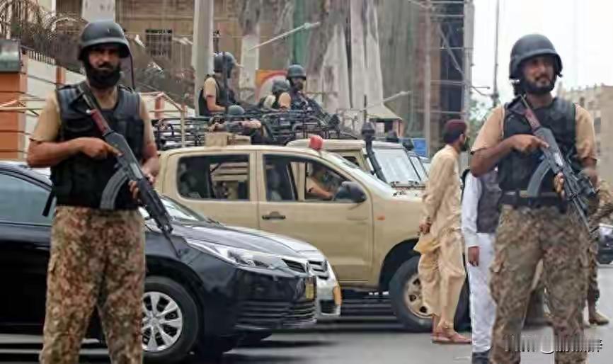 血色黎明：巴基斯坦反恐铁拳背后的地缘棋局

四十八小时，一百四十五条生命从恐怖组