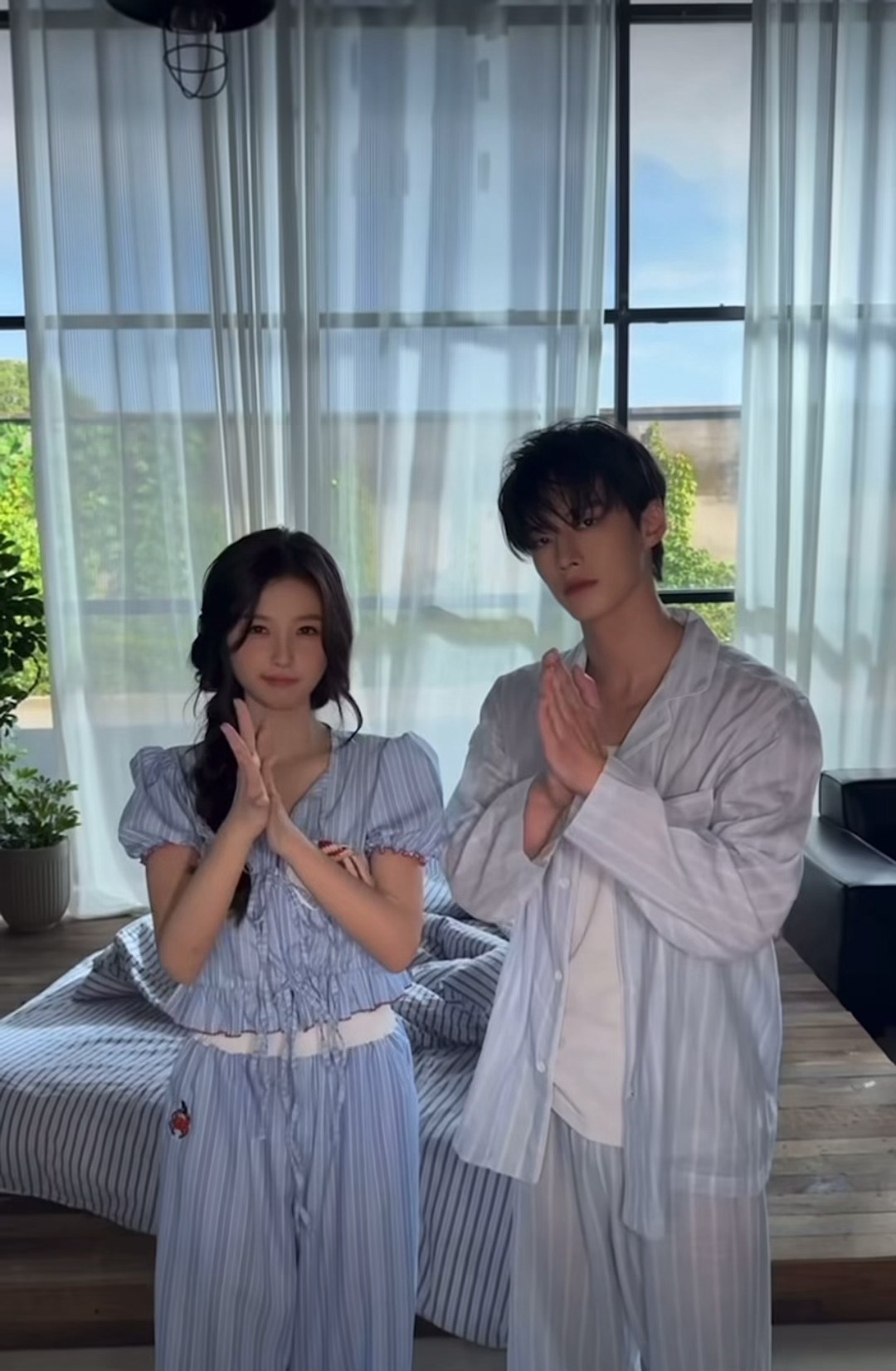 《双轨》庆祝韩国播出的特别视频！双轨韩国播出特别视频虞书欣何与双轨转场