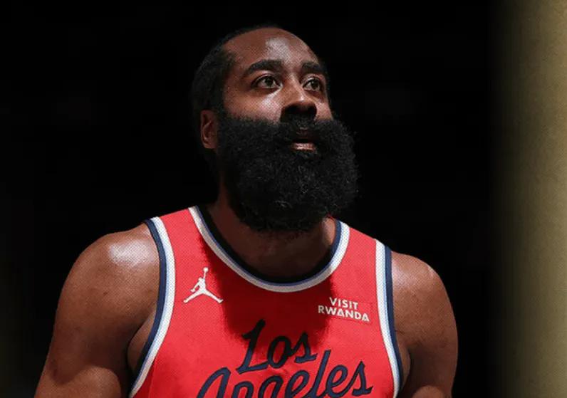 哈登：我不是后撤步投篮创始人，但我将它带到了一个新高度。
哈登这么说，一点毛病都