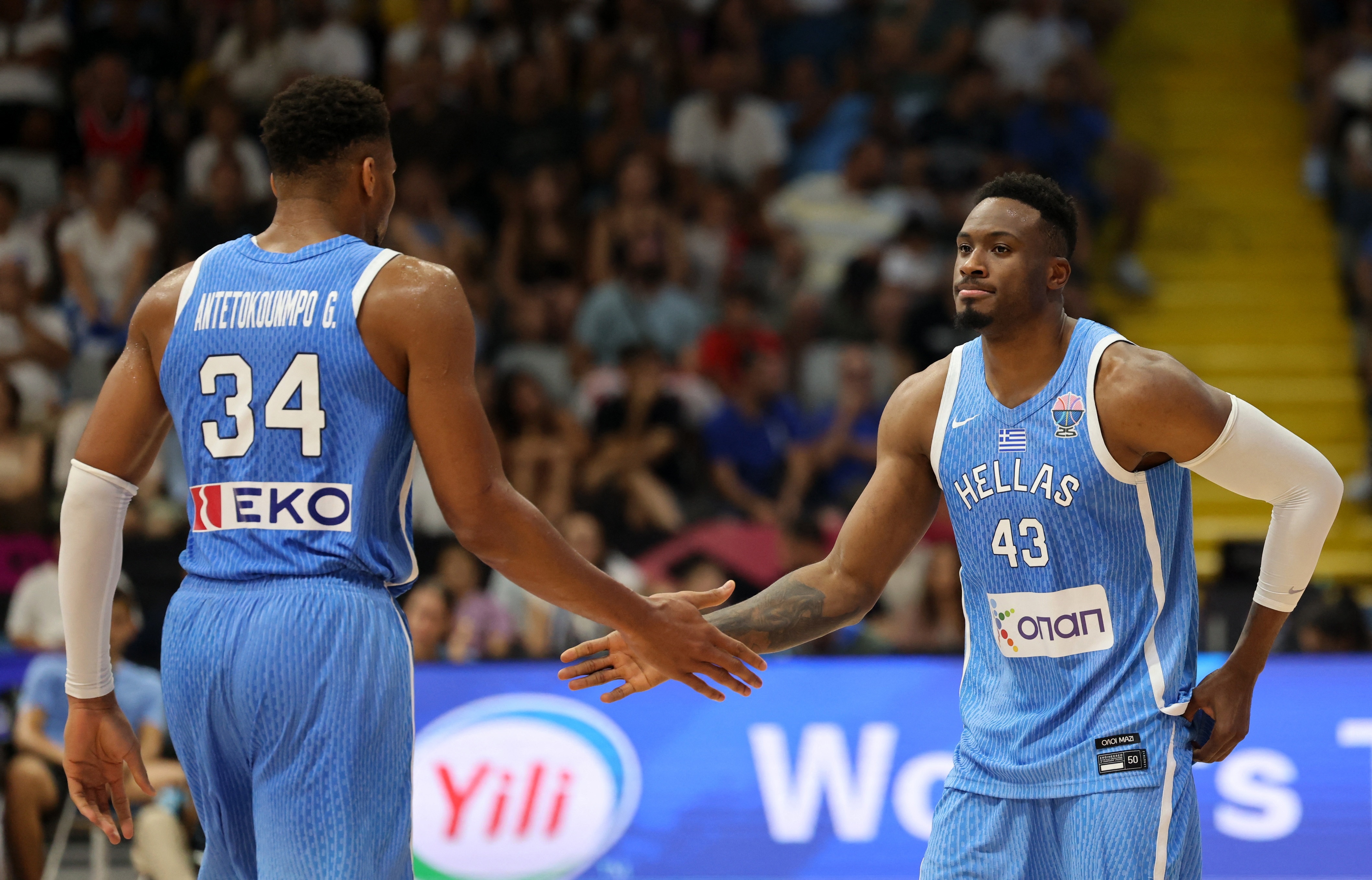 NBA A·史密斯：字母哥需要信任的人在身边 热火会允许他带哥哥入队 