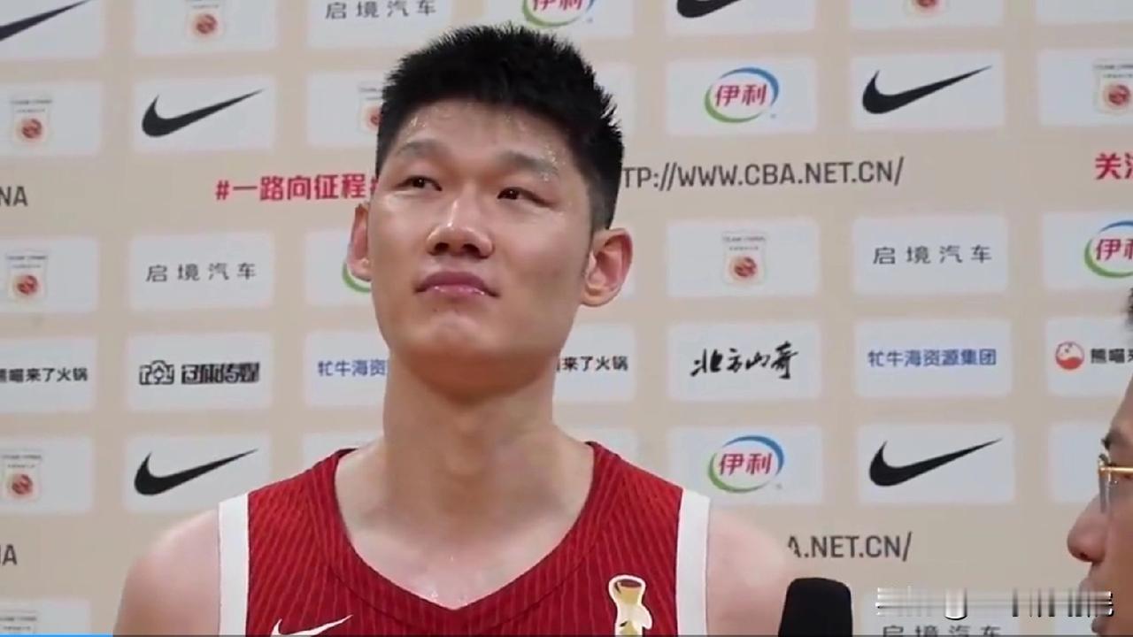 胡金秋赛后哽咽的说出这番话，令人动容！

这场比赛谁也没有想到，会是这样的结局，