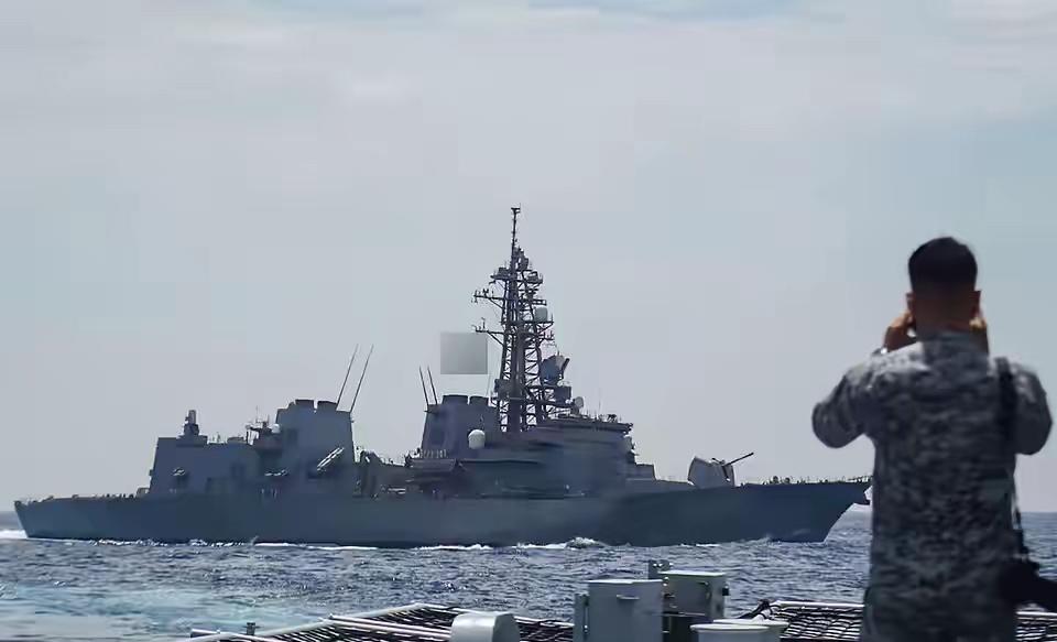 想要偷袭？日本战舰闯入台海峡，我国发布高等级严厉警告

今天4月17号，咱们家门