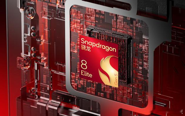 又又又一款新机配置曝光，这次是Find N5的继任者——Find N6。内屏为8