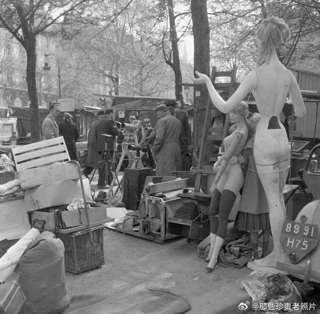 1957年法国巴黎老百姓的日常生活 