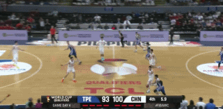 陈盈骏最后上篮都不进，中国队防守阵容太好 这场球原本不应该有悬念


这些球迷深