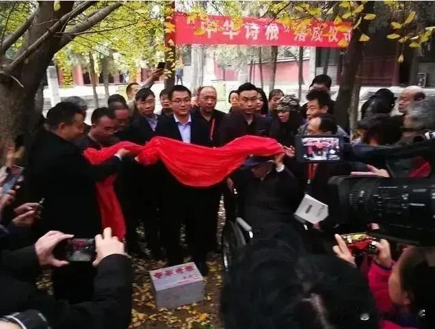 七律|吊郑愁予先生

惊闻著名诗人郑愁予先生于六月十三日逝世，不胜唏嘘。记起20