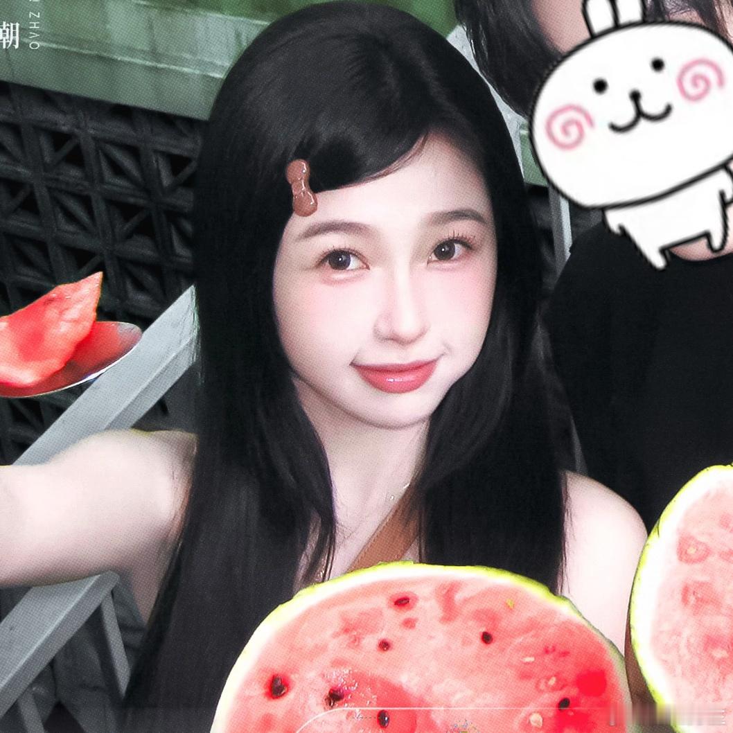 虞书欣这扑通一声 刷到这段直接笑喷饭！duang 的一声巨响自带喜感，虞书欣表情