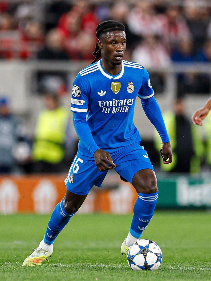 卡马温加没有参加对阵赫塔费赛前的训练，因为他牙疼，去看牙医了 