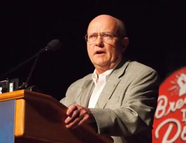 [浮云]美国专家发出警告！中国已经养成了一个危险的坏习惯，那就是低估了美国的报复