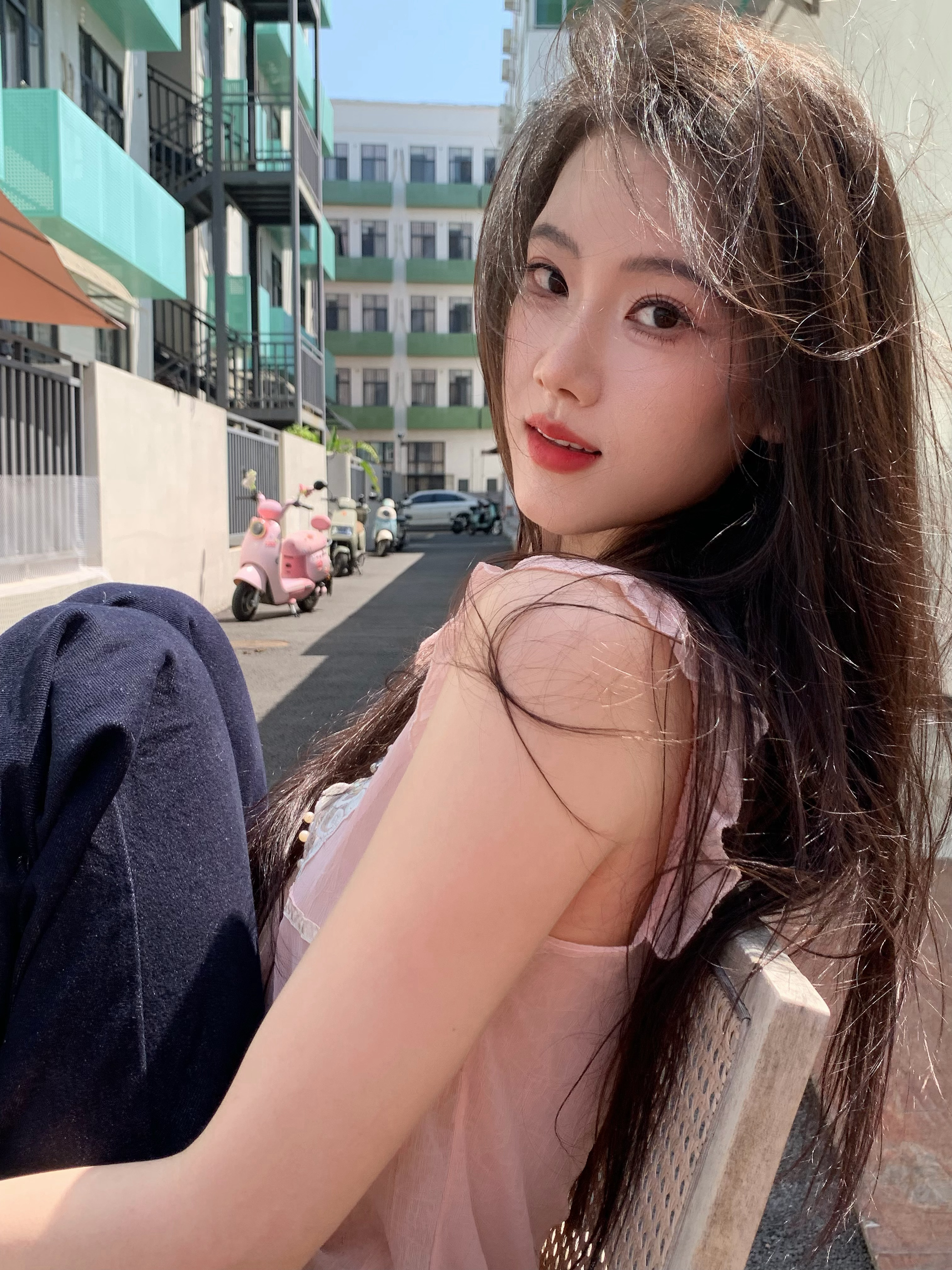 今天拍照咯 还吃了好吃的松茸包