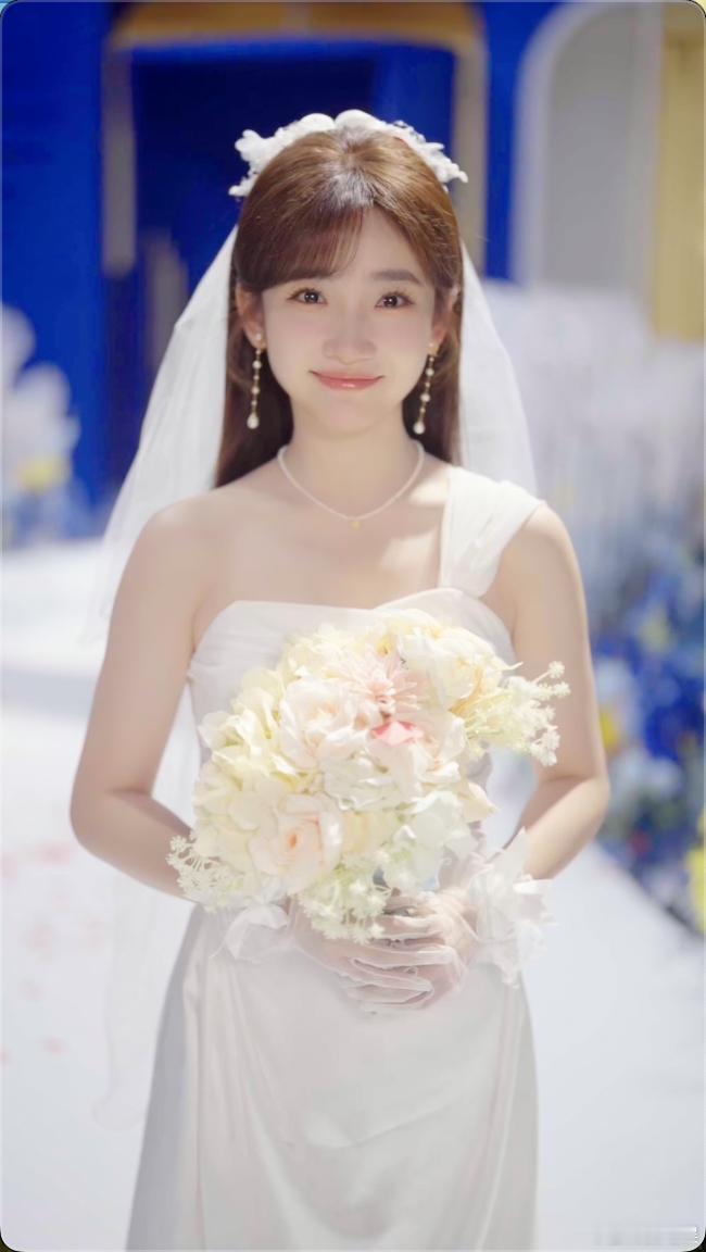 第一次看男女主都像反派 姜杉杉和顾为知双反派博弈，加民俗元素反转不停，没有尿点，