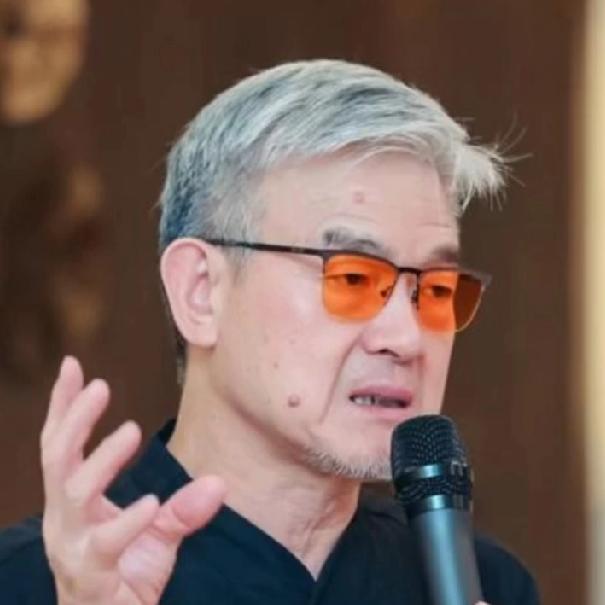 永和豆浆创始人林炳生走了，
看到他离世的消息，
我绷不住了，他的离开不是因为寿终