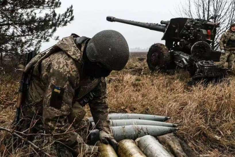 有人说俄罗斯退兵是俄乌战争结束的最好方式，也是唯一方式！理由是，乌克兰的背后有几