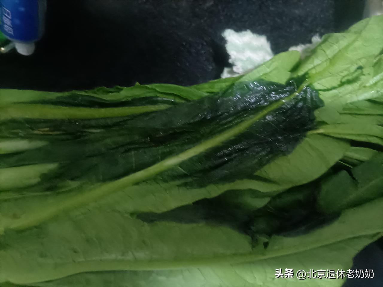 同方不是垃圾股，也不是纯粹的题材假科技；市场把它打成 “扶不起的阿斗”，是只看到