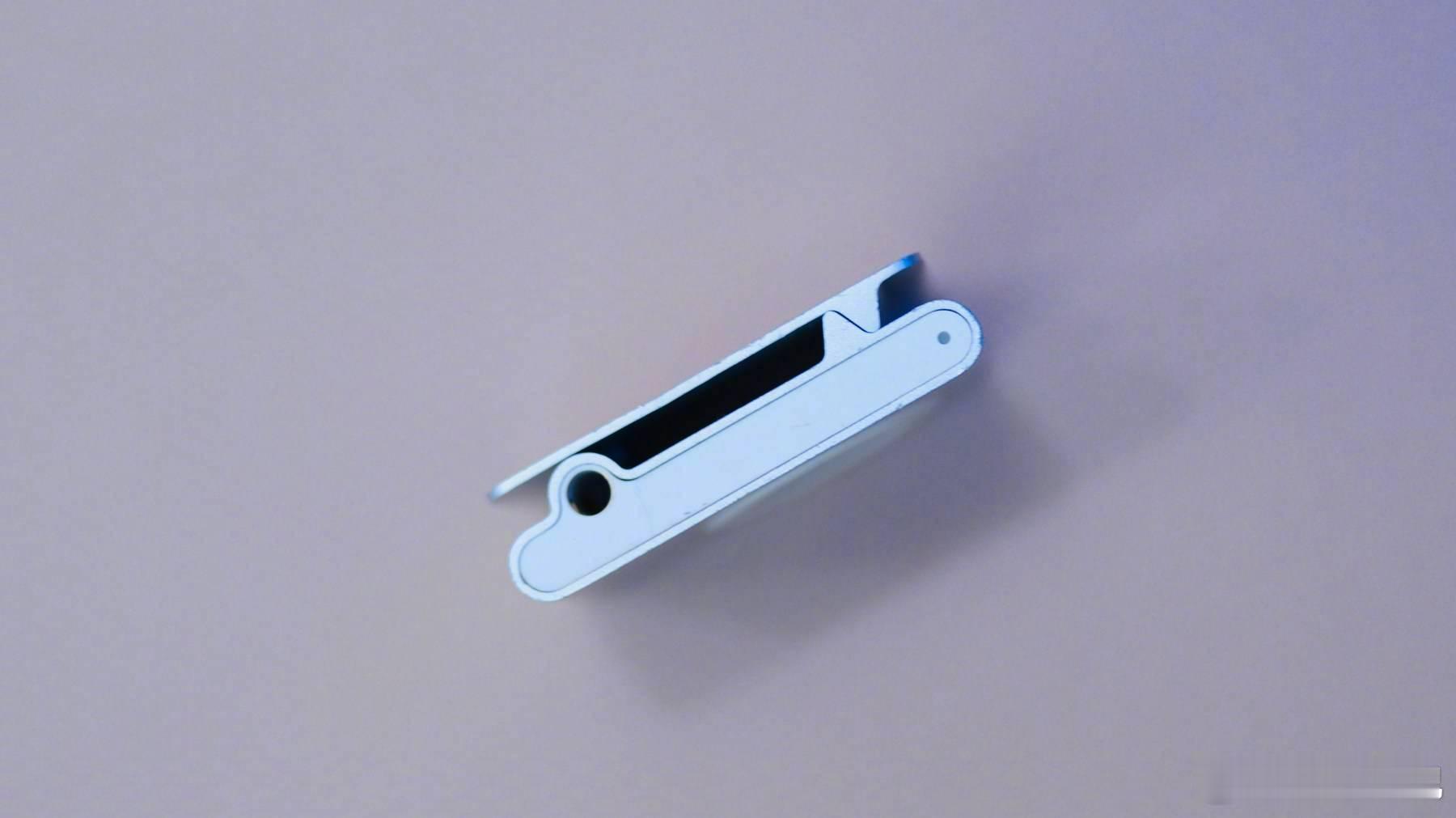 怀旧小抽屉 你可以相信苹果的做工，来自 09 年的快乐把粥烧胡先生 