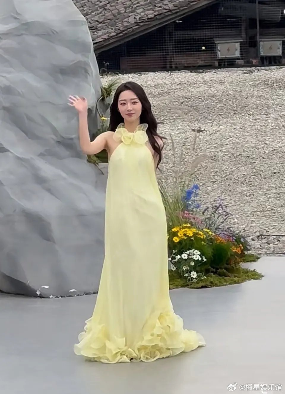 邓恩熙这身材比例是不是有点虐？ 