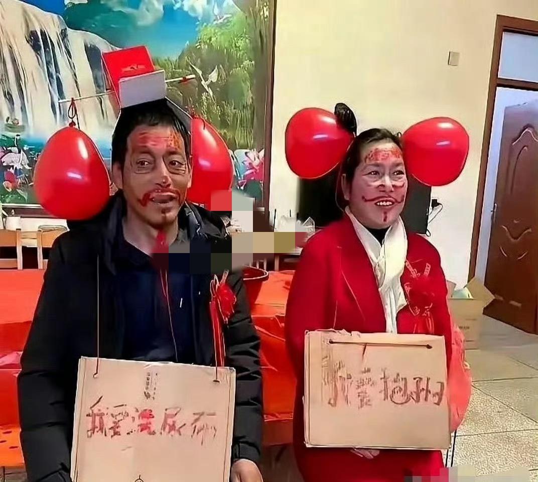 这婚礼闹得有点不太合适吧？毕竟是喜公公婆婆！