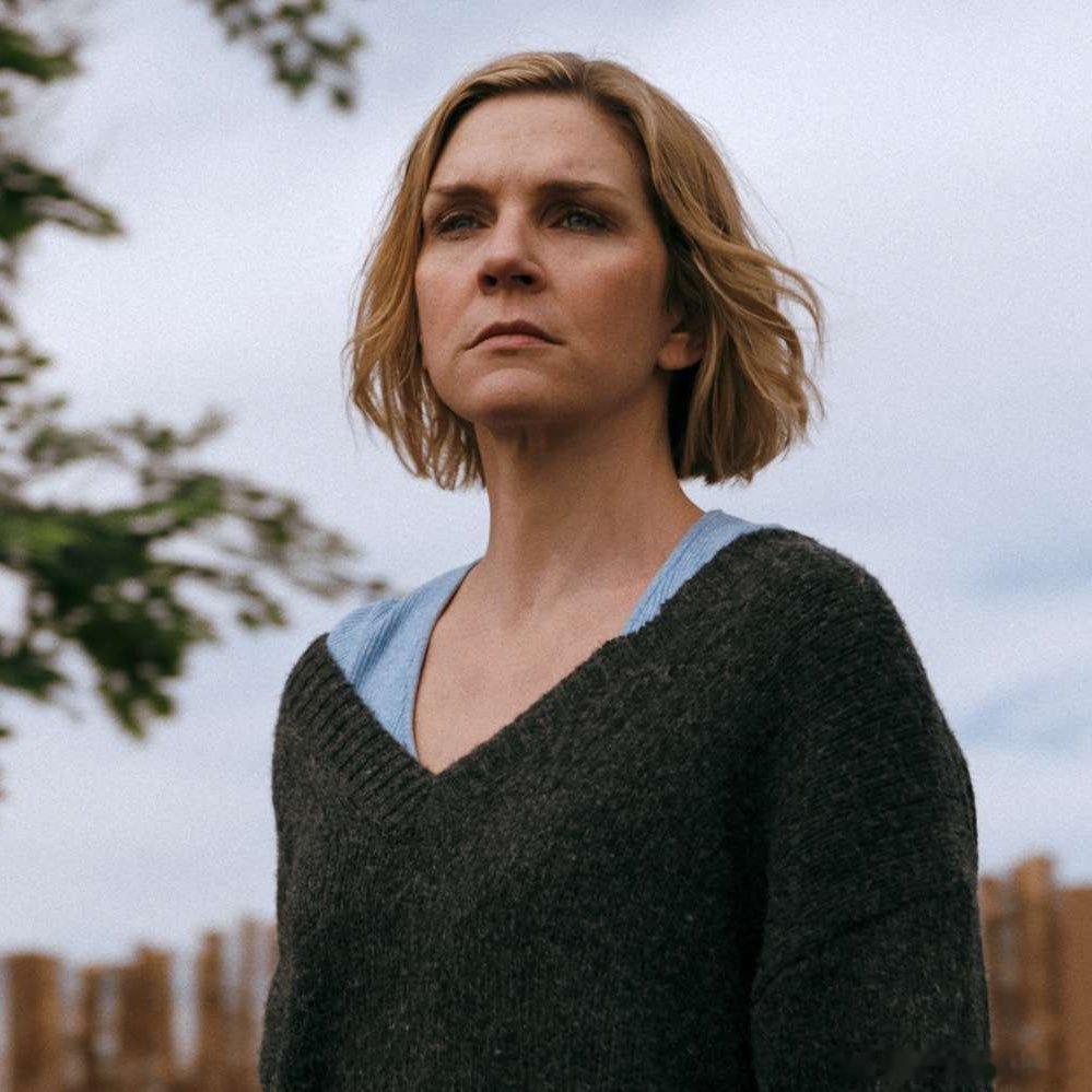 蕾雅·塞洪凭借《同乐者》中的表演首次获得金球奖提名，她在拍摄《风骚律师》期间没有