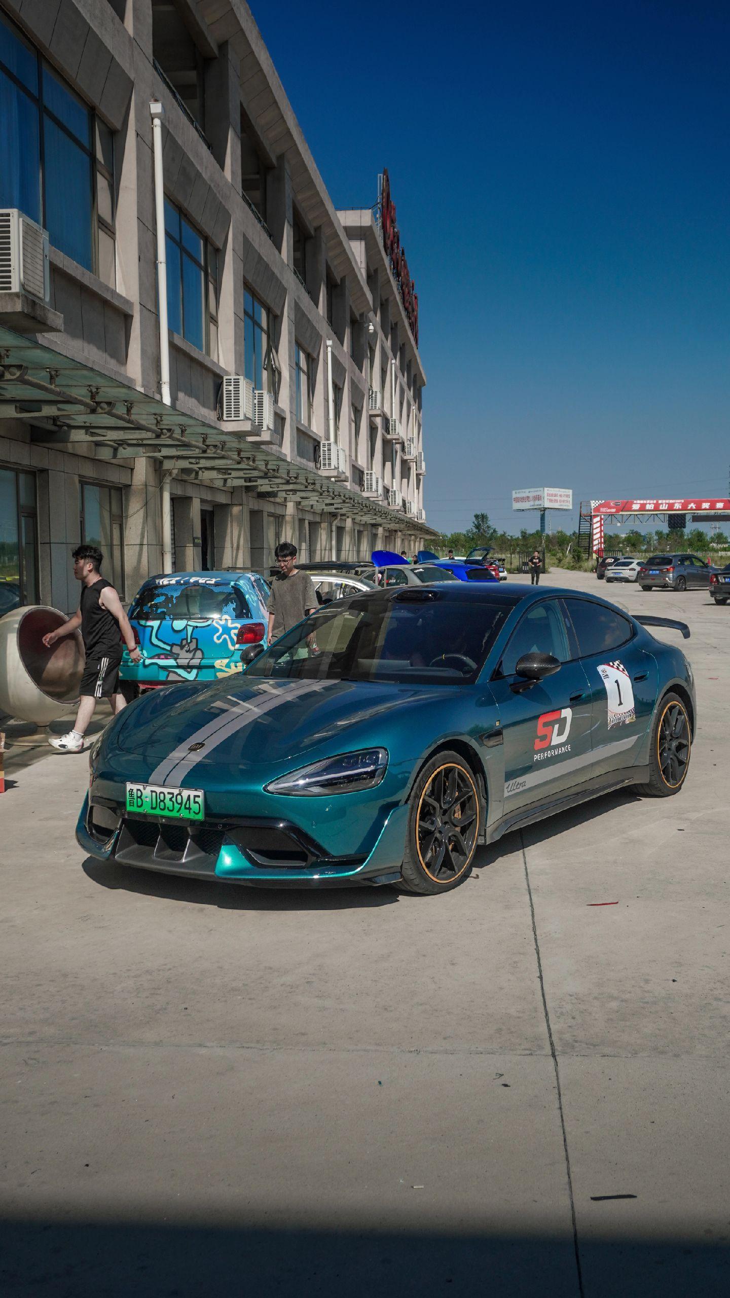 su7ultra绿色帅还是黄色帅。