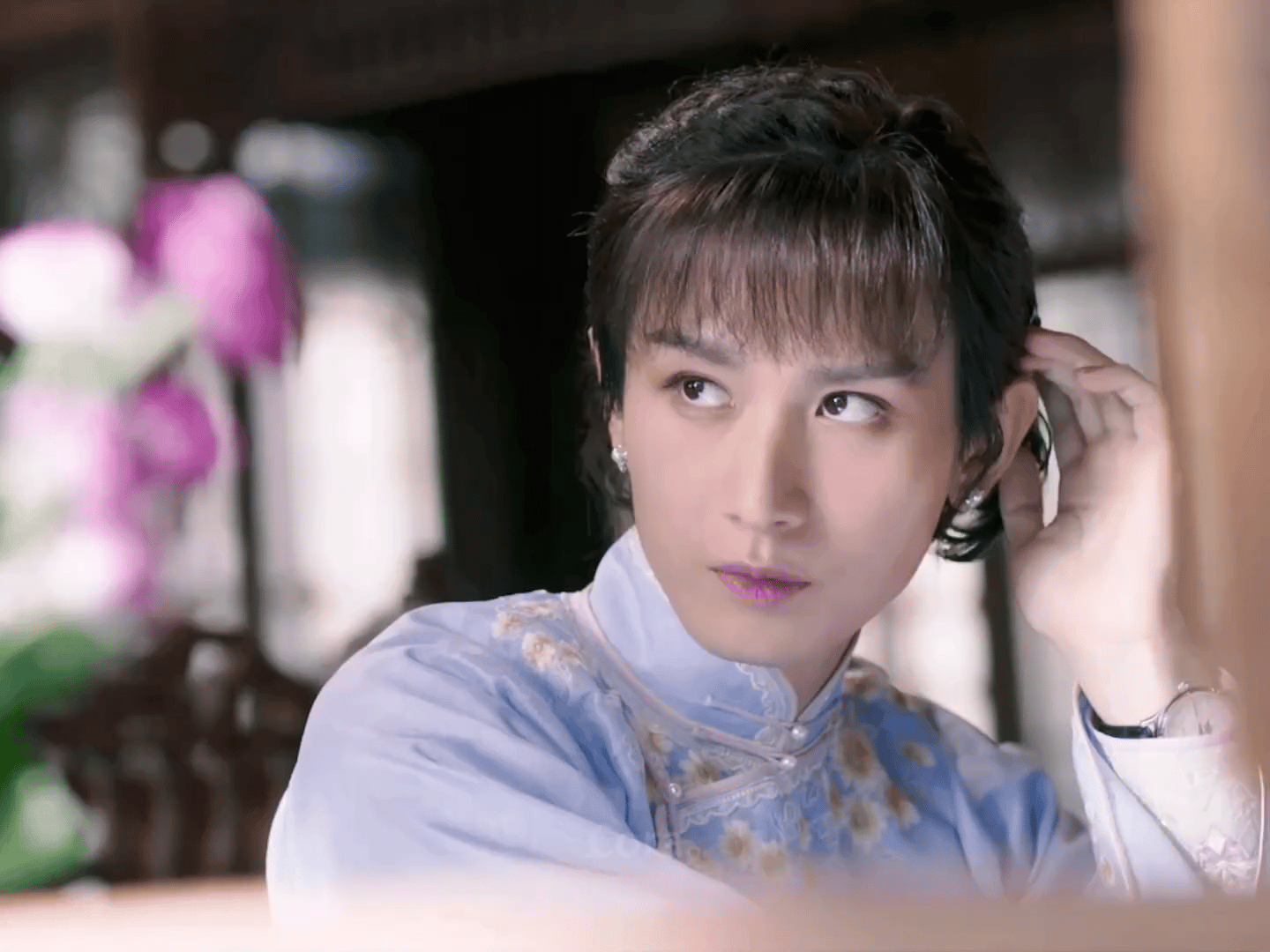 嬷化男明星 新型流量密码是这样吗？