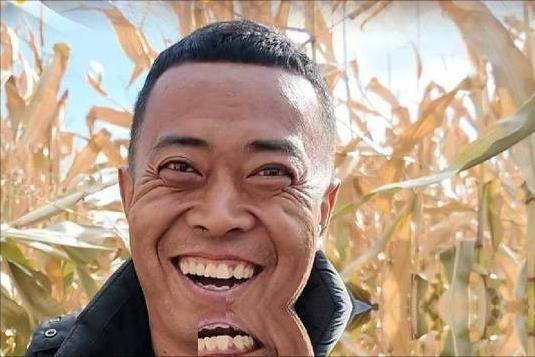 谁说网上的种地大户都是花架子？黑龙江这位圈地无数的“土地王”，这次可是硬生生用一