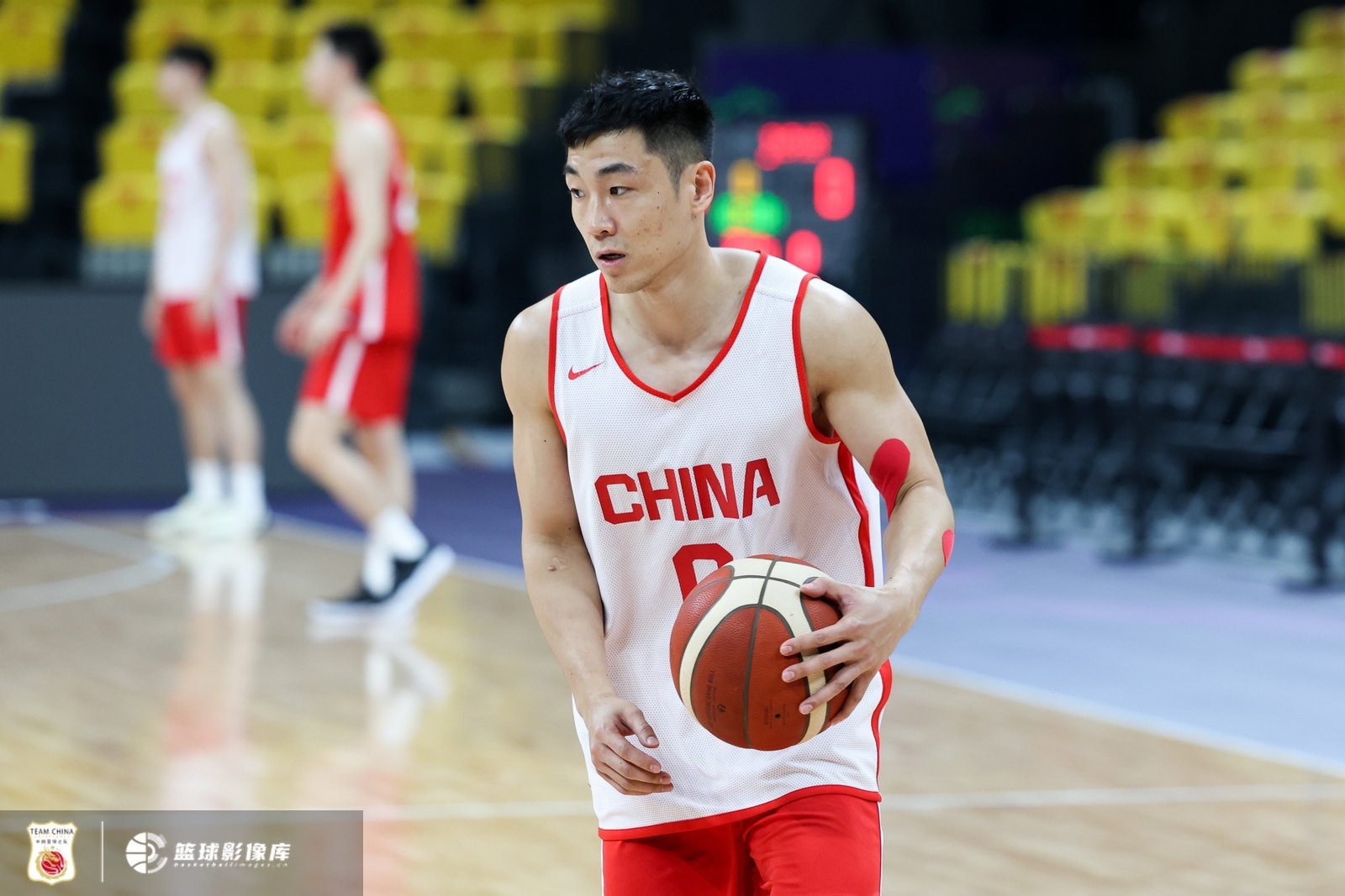 高诗岩今日表现！防守端的永动机，屡屡上演精彩防守！中国男篮vs新西兰男篮 ​​​