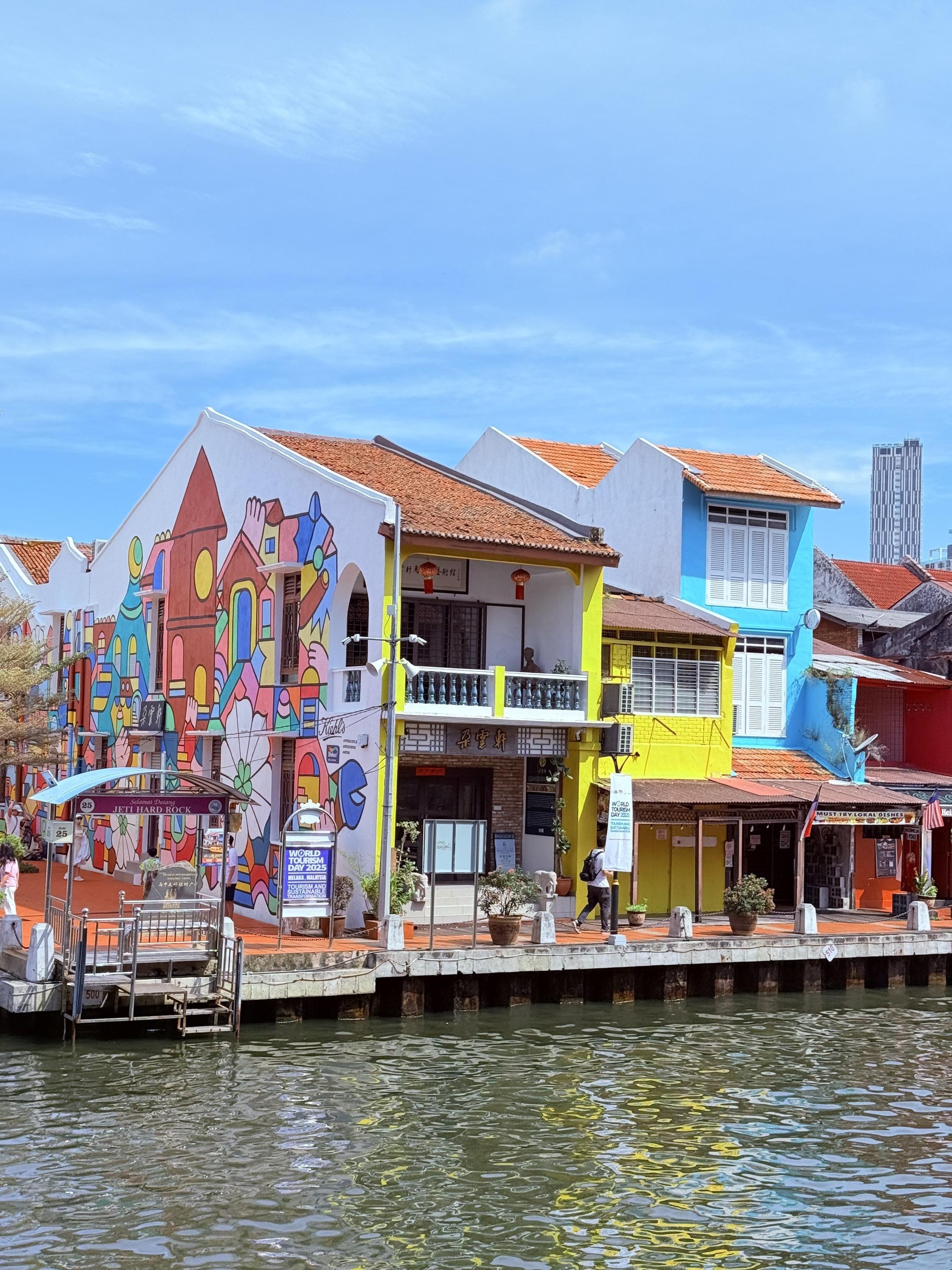 马六甲。    如果这样的美景都不值得你点赞，说明你真的老了～ lol