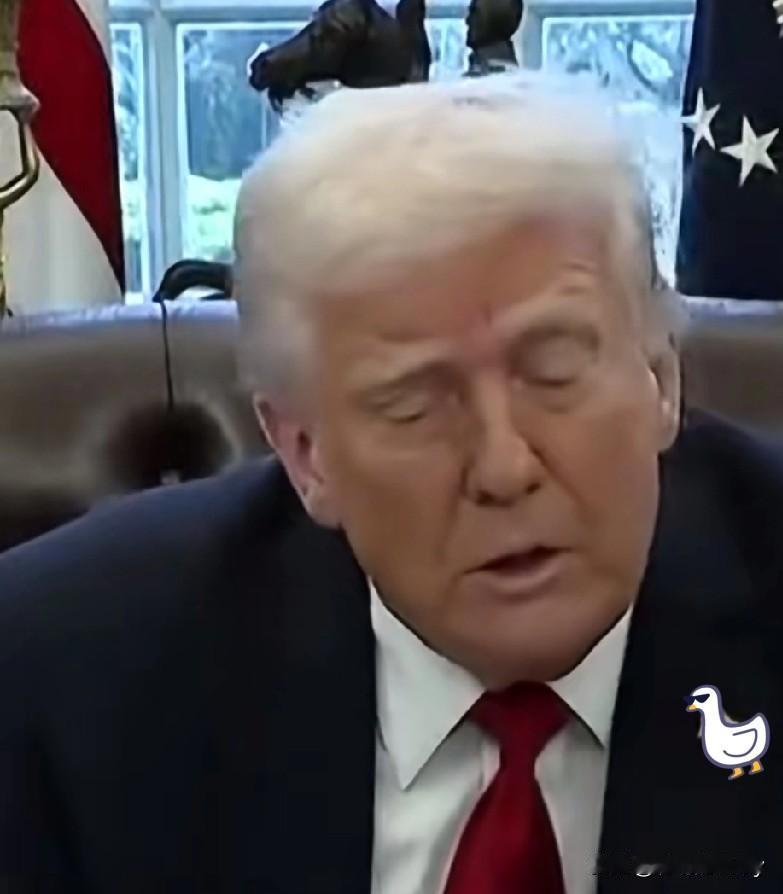 快讯！快讯！

据美国媒体报道，

美国总统特朗普就此前多次被拍到手上出现大片淤