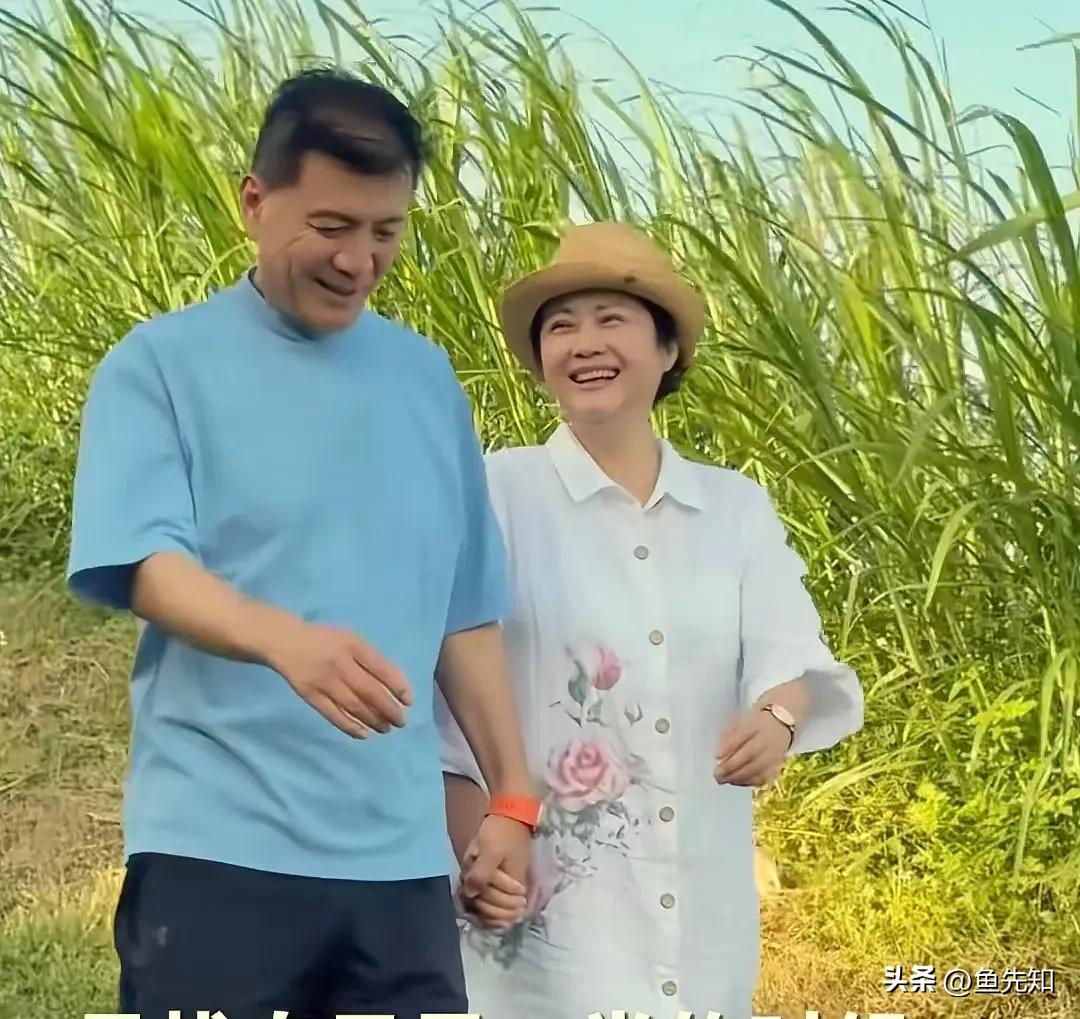 演员刘之冰在视频中说，当时妻子如萍死活不想接《康熙王朝》的剧本，但是自己看了剧本