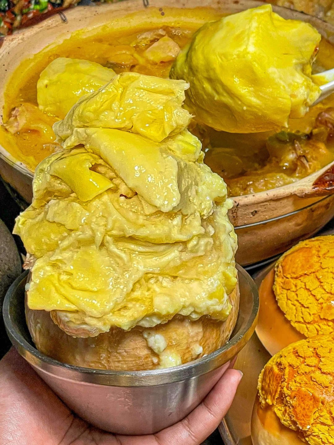 总要为了这个老字号榴莲鸡煲来趟广州吧