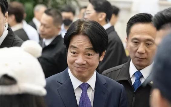 3 国不许赖清德专机通过，台当局开会曝光同 3 国交涉内幕，高层脸色一个比一个难