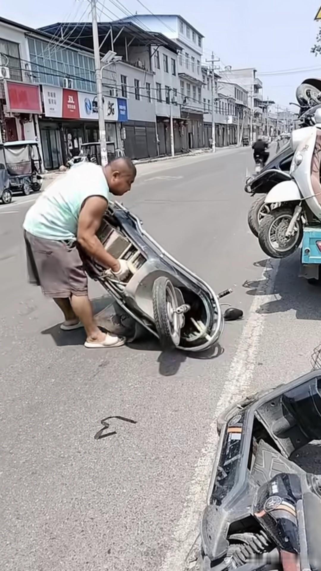 第一次看到民间大力士