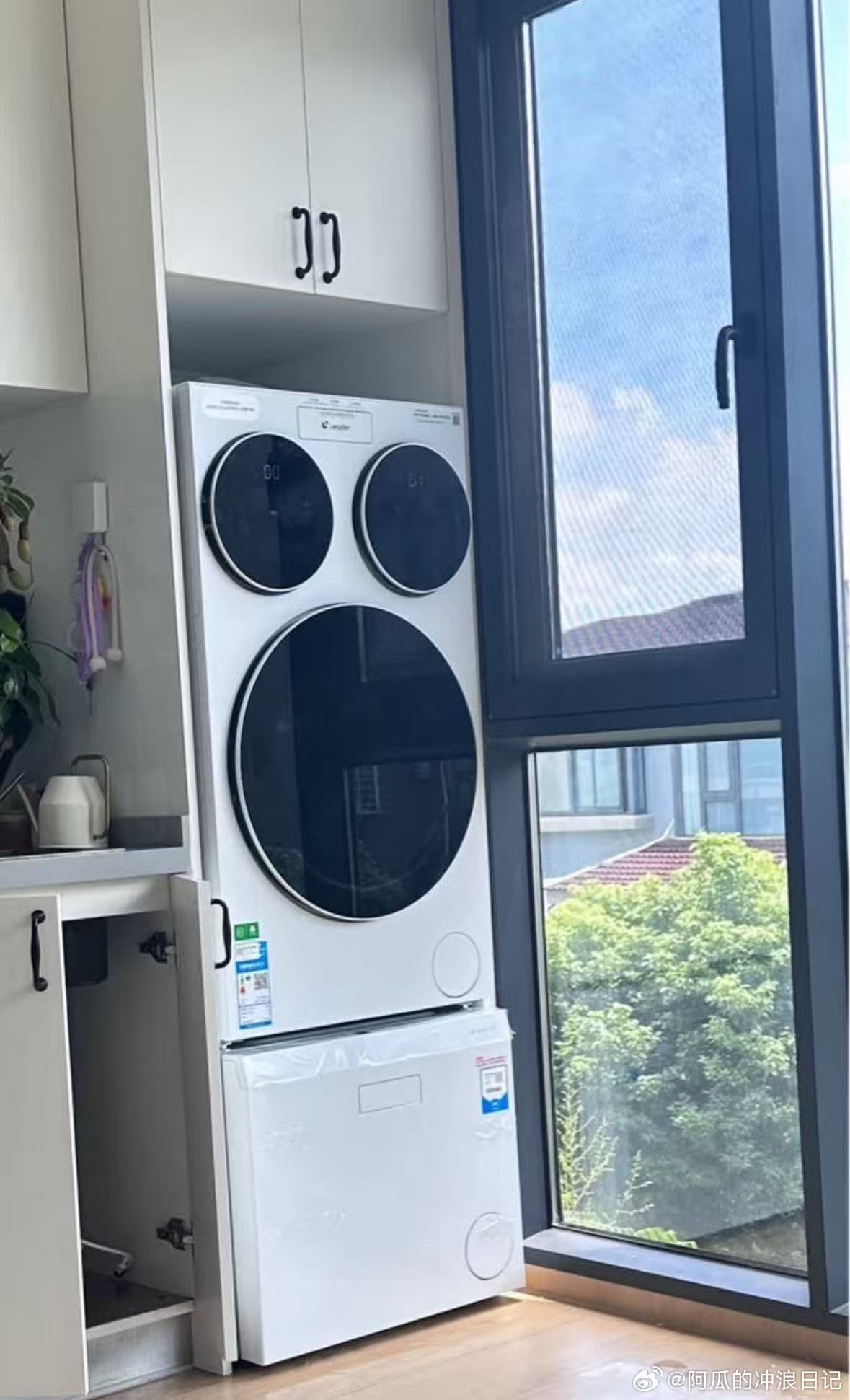 建议把内裤袜子丢进洗衣机洗 算是涨知识了！以前总觉得洗完澡顺手搓内裤省事儿，结果