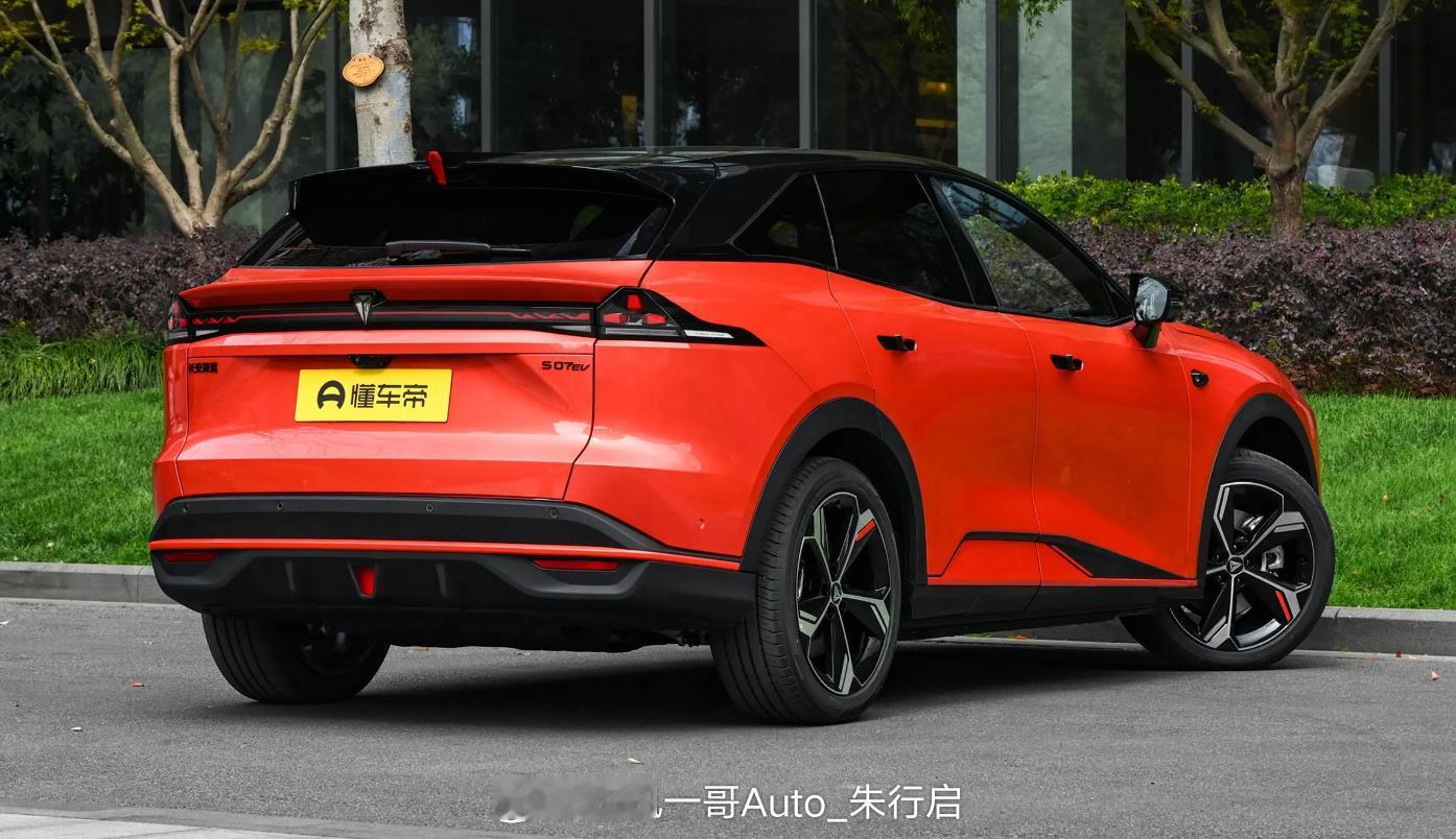 深蓝S07华为乾崑激光版的实车亮相新车升级城区领航辅助（City NCA）功能续