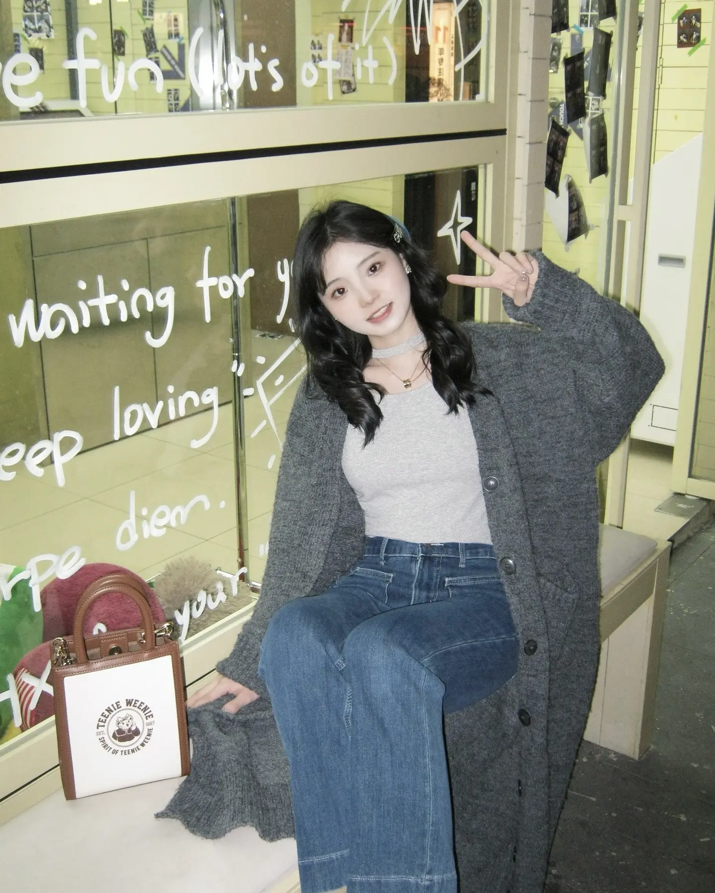 人生的意义在于独自穿过喜悲。然后依然勇敢积极生活 黄建威